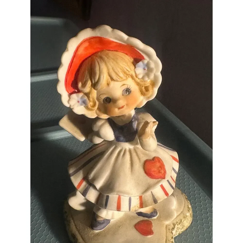 Vintage Porcelain Girl Figurine Hand‑Painted Kitsch Decor Japan